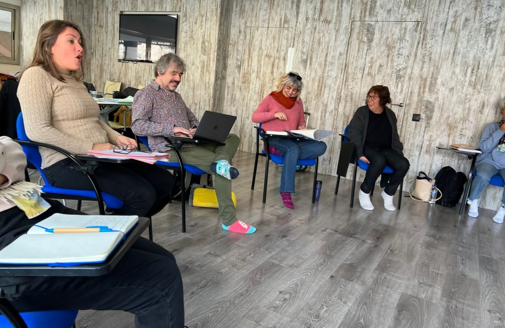 a8ea1ca5-2082-410a-95a3-519a069ac56e(1)